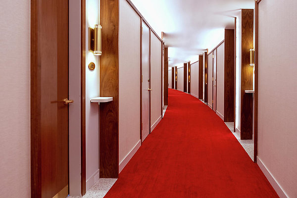 hallway-and-hotel-rooms-at-the-twa-hotel-dreampictures