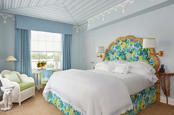 colony-standard-room-one-king-1024x680