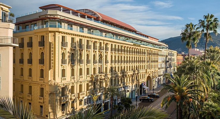 anantara plaza nice hotel drone exterior hotel hero-crpd-1920x1037
