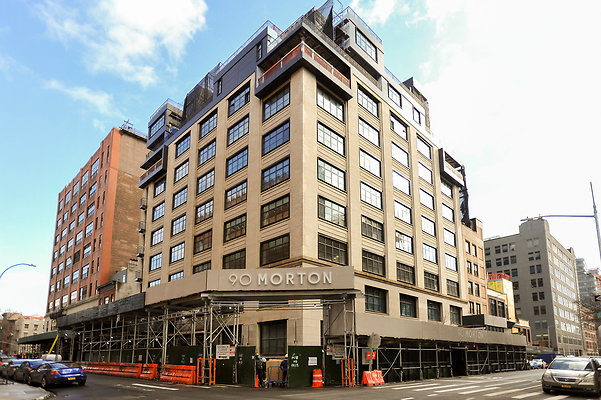 90 Morton St Townhouse Sales Office Issac Amar 90 Morton St Townhouse Sales Office Issac Amar